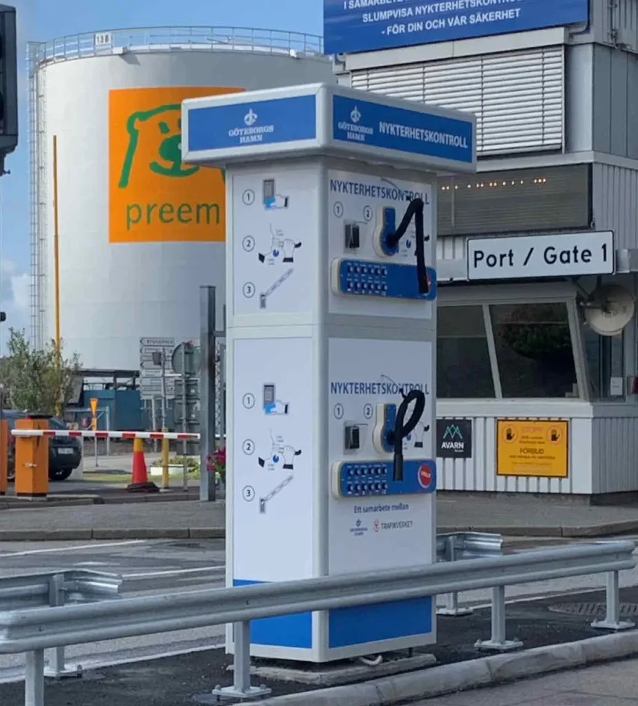 Exhalytics alkobom i drift vid Göteborgs hamn, säker och smidig nykterhetskontroll för tunga fordon